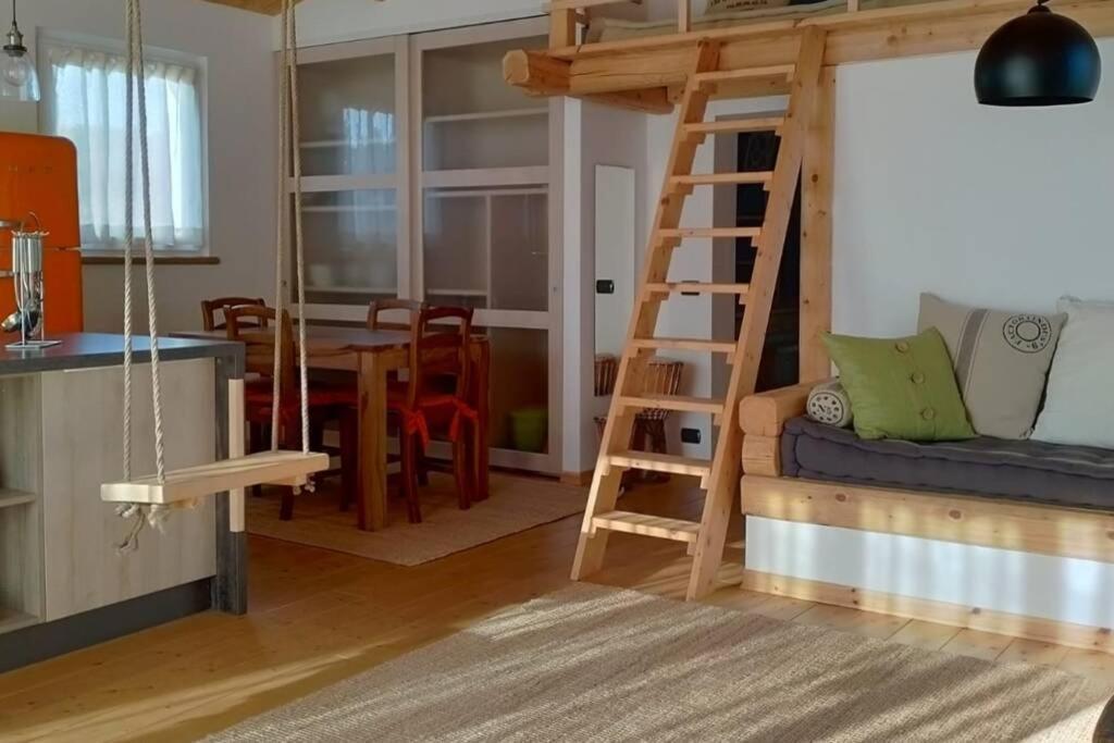 Casa Kikenda, Viaggio Nella Natura Treia ภายนอก รูปภาพ